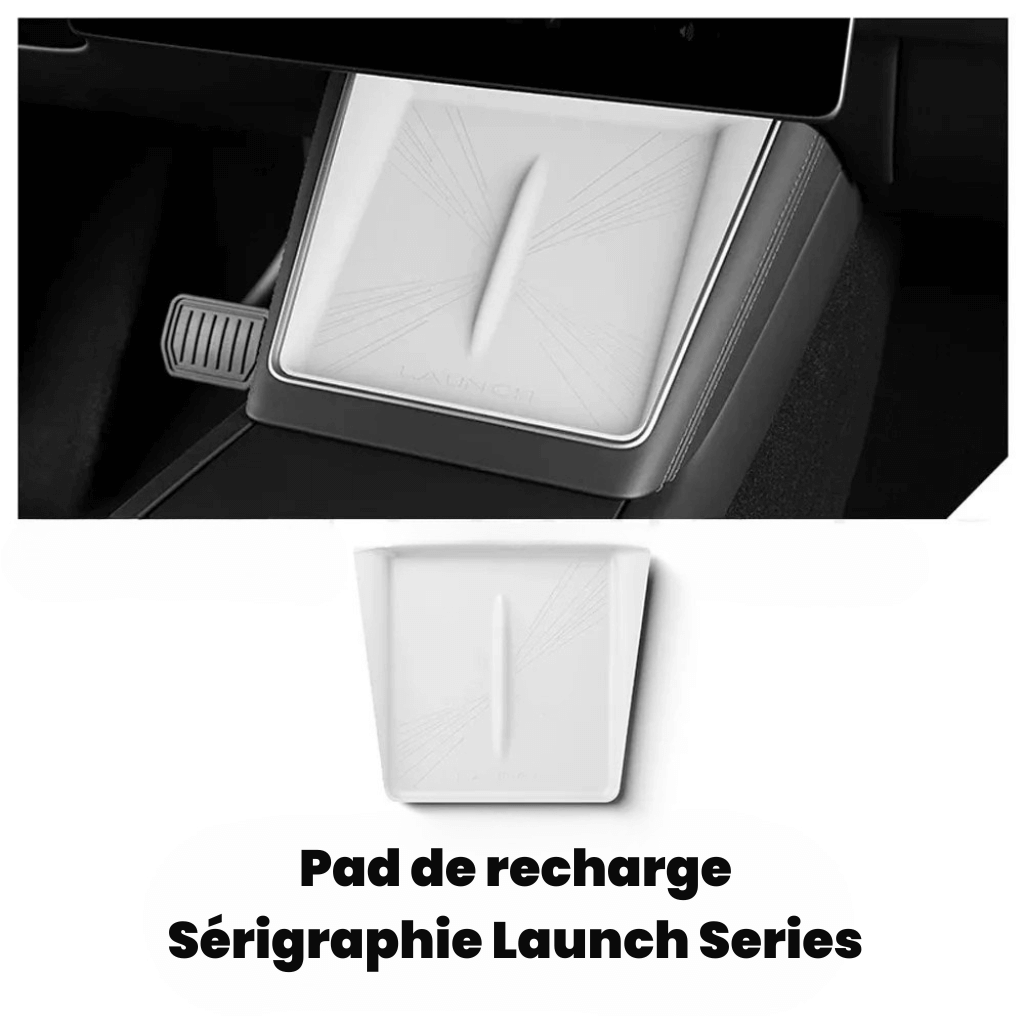 Pad de recharge Sérigraphie Launch Series pour Tesla, offrant style et fonctionnalité dans la console centrale.