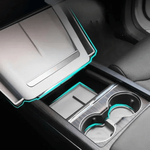 Protection de console centrale Tesla avec rangement et porte-gobelets, ajoutant élégance et durabilité à l'intérieur.