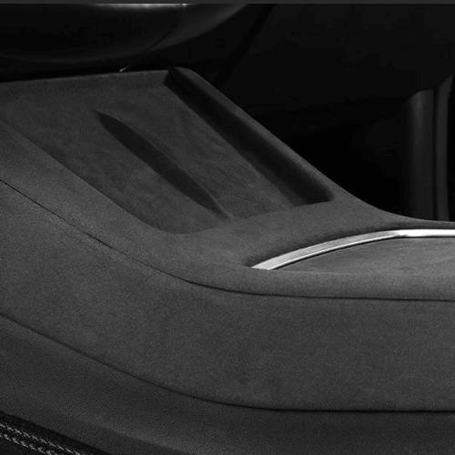 Covering console centrale Tesla, pièce de qualité pour embellir l'intérieur avec style et protection.