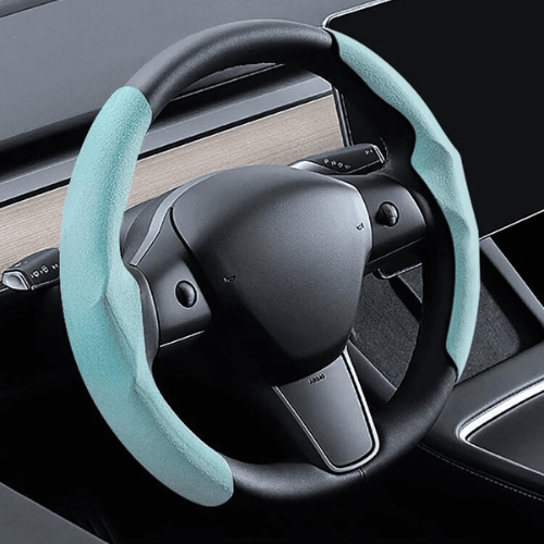 Couvre volant en suédine pour Tesla, offrant confort, style et durabilité avec un design ergonomique.