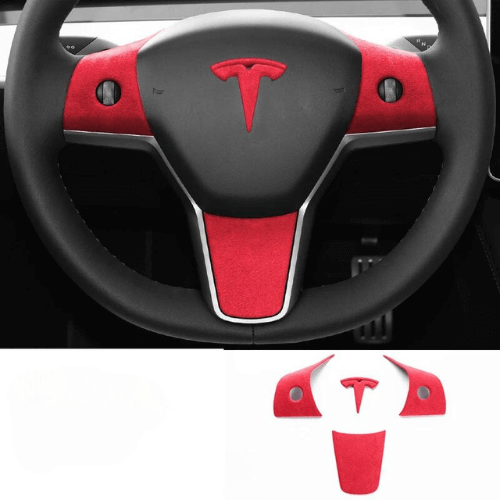 Covering volant Tesla Model 3 et Y en suédine rouge, améliorant le style et le confort de conduite.
