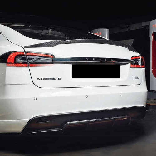 Becquet de performance pour Tesla Model S, améliorant aérodynamisme et esthétique.