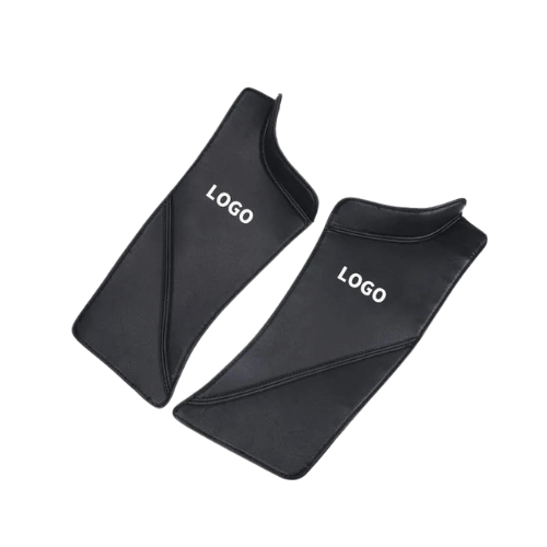 Protection de base de siège en cuir noir pour Tesla Model Y avec logo personnalisé.