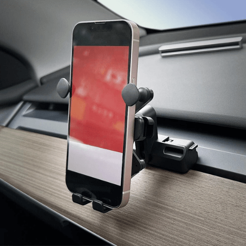 Support de téléphone pour Tesla, offrant un accès facile et sûr durant la conduite.