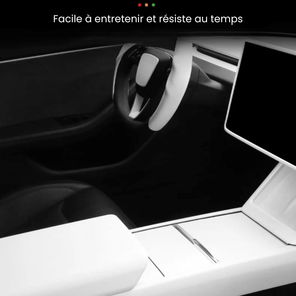 Intérieur du Tesla Model Y Juniper 2025 avec protection console centrale, facile à entretenir et durable.