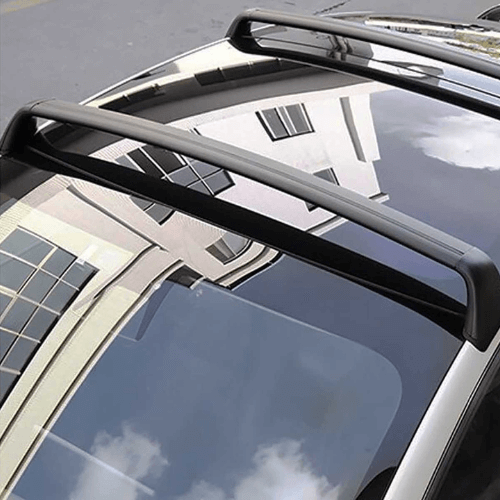 Barres de toit pour Tesla, design aérodynamique, installation facile, style et durabilité.