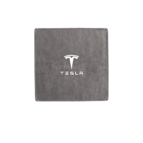 Microfibre d'entretien Tesla, chiffon de qualité supérieure pour un nettoyage sans rayures des véhicules électriques.