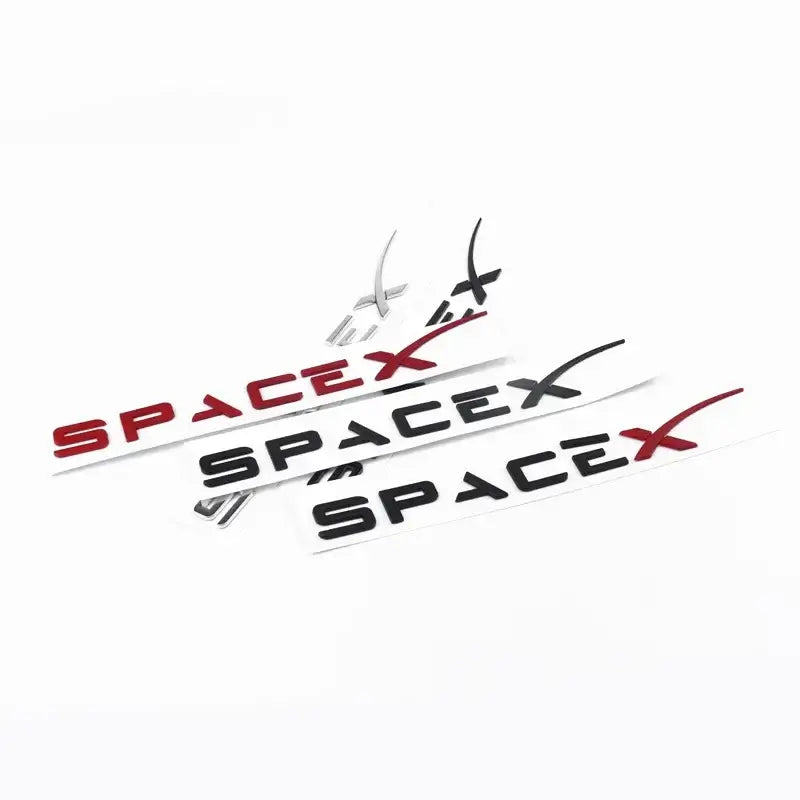 Logos SpaceX en rouge, noir et blanc pour personnaliser votre véhicule Tesla avec une touche futuriste.